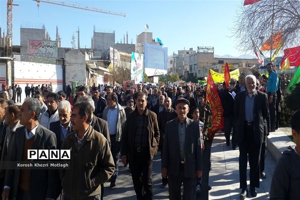 راهپیمایی 22 بهمن و اربعین شهادت حاج قاسم سلیمانی در کازرون