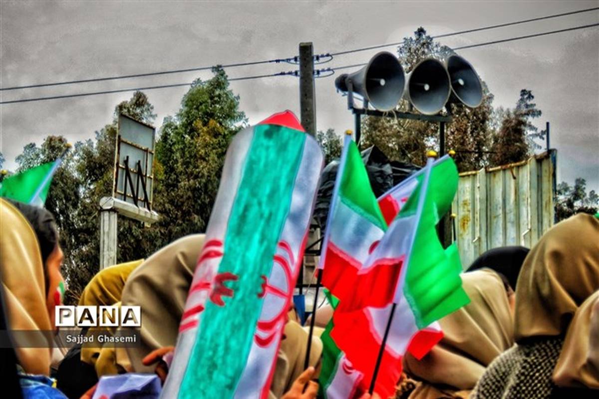 حضور  مردم  بندرگز در راهپیمایی ۲۲ بهمن