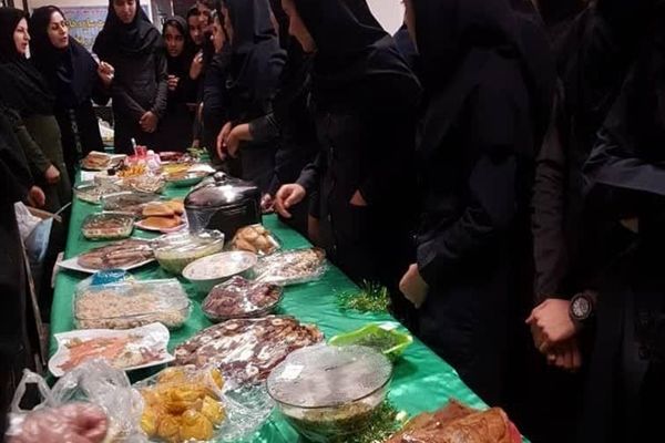 جشنواره صنایع دستی، غذاهای سنتی و دست سازه‌های علمی دانش‌آموزی شهرستان آغاجاری