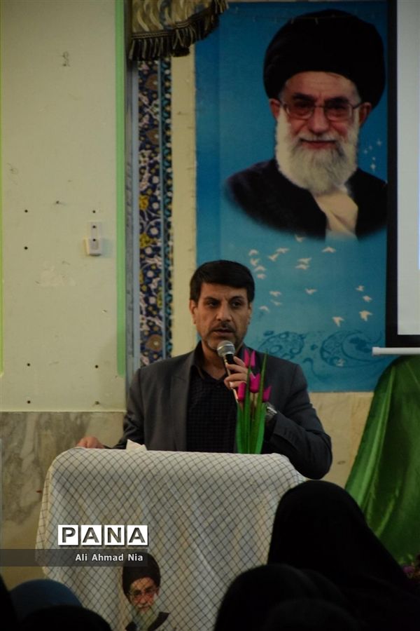 همایش یاوران انقلاب در استان قم
