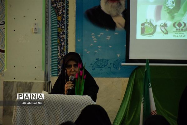 همایش یاوران انقلاب در استان قم