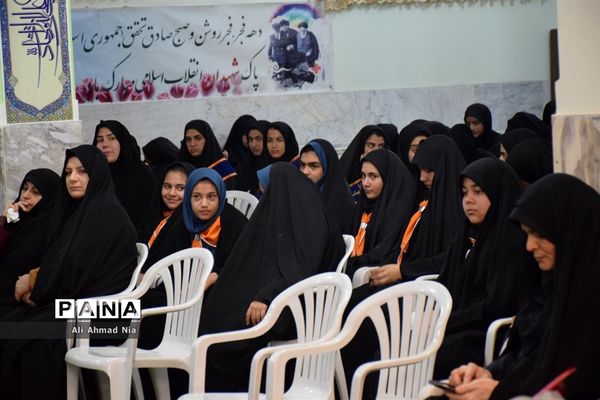 همایش یاوران انقلاب در استان قم