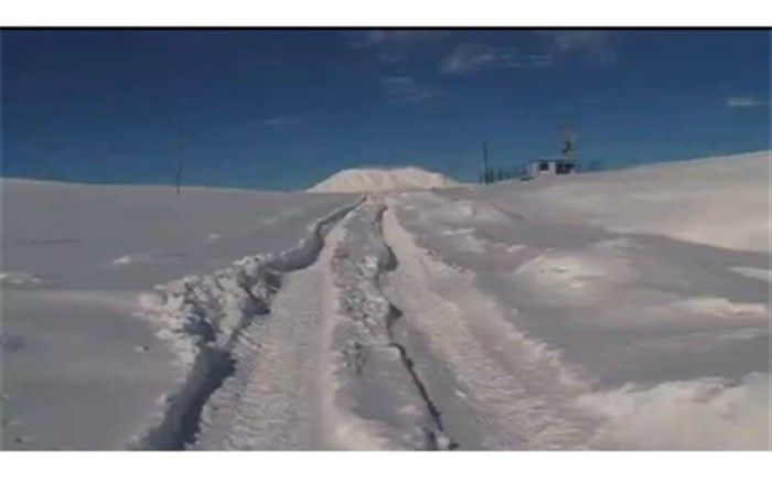 تداوم تندباد شدید و کولاک  و برف در جاده‌های اردبیل