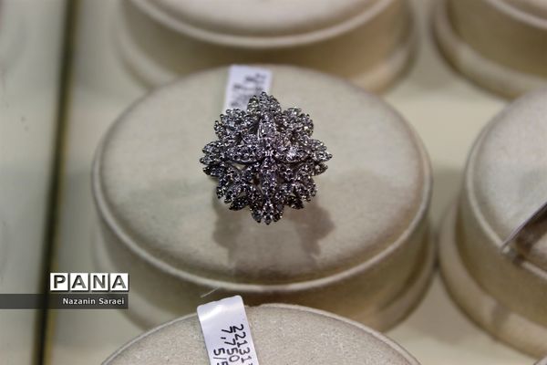 دوازدهمین دوره نمایشگاه بین المللی طلا، نقره، جواهر، ساعت و صنایع وابسته