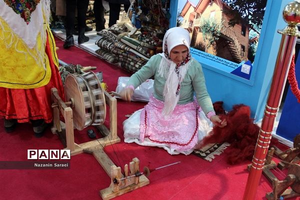 سیزدهمین دوره نمایشگاه بین المللی گردشگری و صنایع دستی تهران