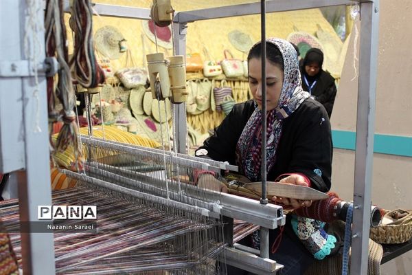 سیزدهمین دوره نمایشگاه بین المللی گردشگری و صنایع دستی تهران