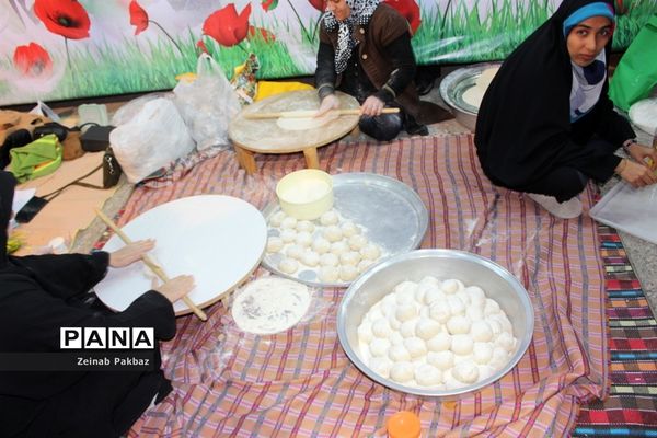 ایستگاه صلواتی در میدان امام خمینی (ره) بوشهر
