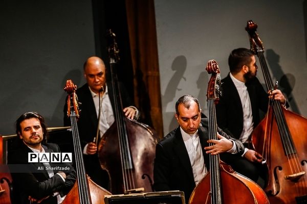 چهارمین شب سی و پنجمین جشنواره موسیقی فجر