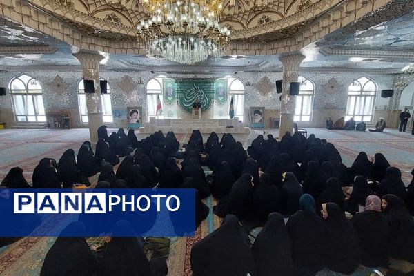 چهل‌ و سومین مسابقات قرآن دانش‌‌آموزان دختر شرق اصفهان به میزبانی نائین 