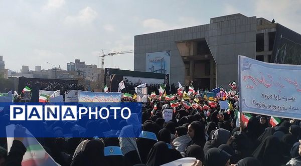 خروش پرشور مردم مشهد در روز ملی مبارزه با استکبار جهانی