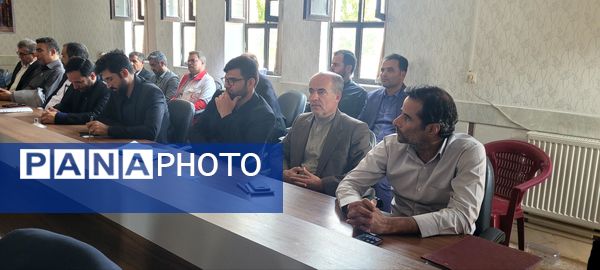 نشست شورای اداری استان در شهرستان سامان‌