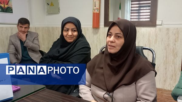 حضور مدیر آموزش و پرورش ملارد در جمع دانش‌آموزان برتر مسابقات قرآنی و فرهنگی هنری دبیرستان شاهد شهدای اقتدار