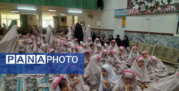 جشن تکلیف دانش آموزان دبستان هیأت امنایی ضحی یک