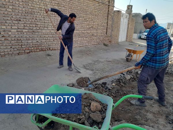 کوچه دبیرستان مادر مهربان نقاب سامان یافت
