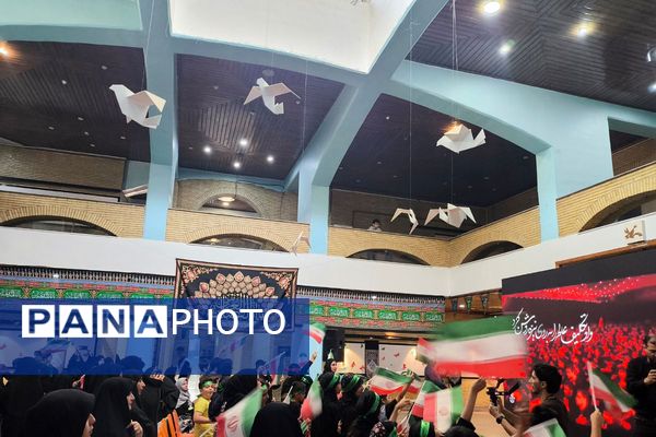 برگزاری سومین آیین «کودکان عاشورایی تهران» با اجرای برنامه‌های فرهنگی و حضور مدیران کانون در مرکز حجاب 