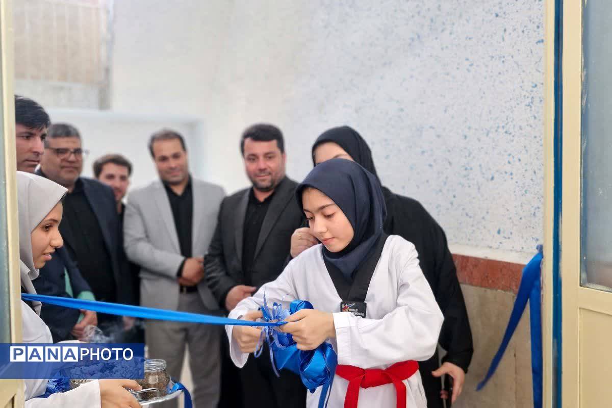 نوسازی تشک کشتی پوریای ولی و بازدید از مجتمع ورزشی شهید فرزنگان قرچک