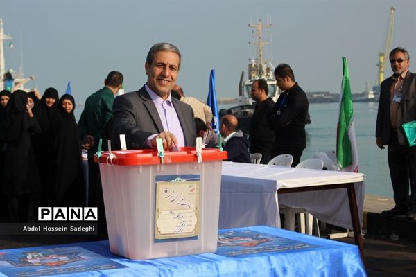 دریای وحدت مردم استان بوشهردر انتخابات یازدهمین دوره مجلس شورای اسلامی