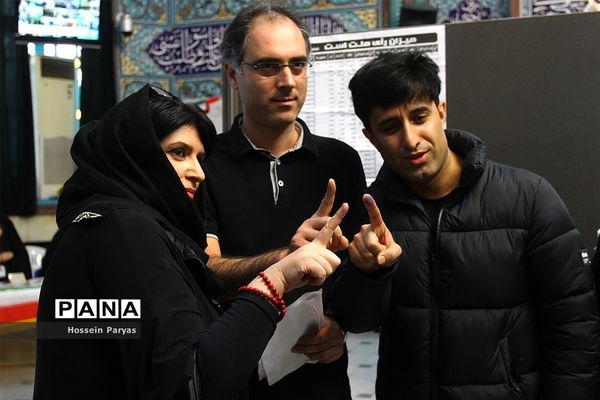 یازدهمین دوره انتخابات مجلس شورای اسلامی و میان‌دوره‌ای مجلس خبرگان رهبری