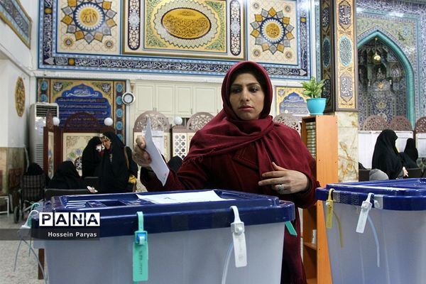 یازدهمین دوره انتخابات مجلس شورای اسلامی و میان‌دوره‌ای مجلس خبرگان رهبری