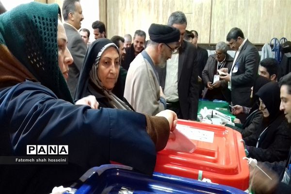 برگزاری  انتخابات یازدهمین دوره مجلس شورای اسلامی در فیروزکوه