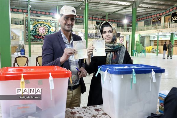 حضور پرشور مردم آباده در انتخابات مجلس شورای اسلامی