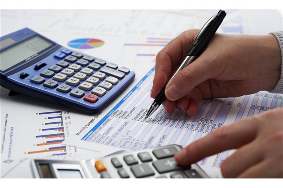 افزایش «درآمد مالیاتی»  با گسترش «پایه مالیاتی» و جلوگیری از« فرار مالیاتی» محقق شود