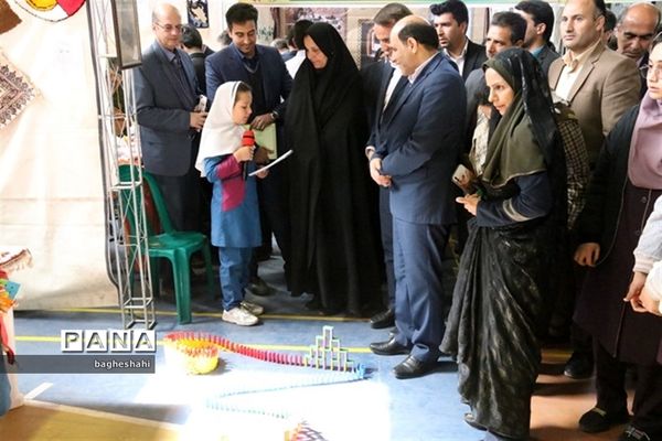 برپائی نمایشگاه توانمندی های اعضای کانون های فرهنگی و تربیتی در یزد