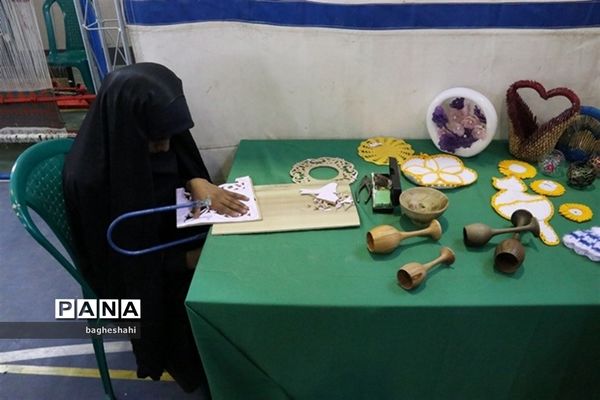 برپائی نمایشگاه توانمندی های اعضای کانون های فرهنگی و تربیتی در یزد