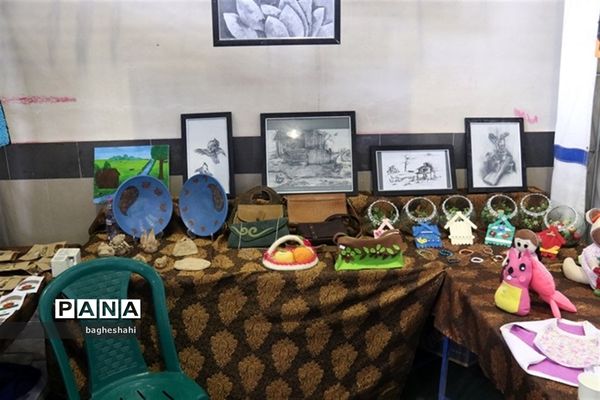 برپائی نمایشگاه توانمندی های اعضای کانون های فرهنگی و تربیتی در یزد