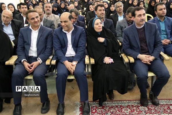 برپائی نمایشگاه توانمندی های اعضای کانون های فرهنگی و تربیتی در یزد
