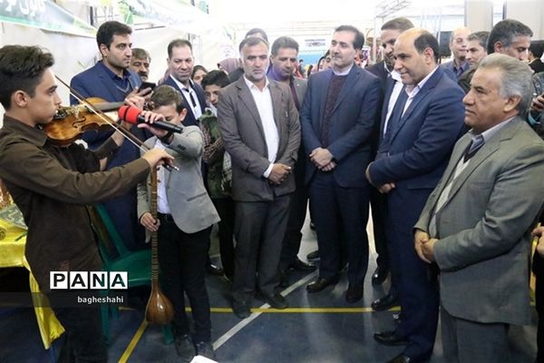 برپائی نمایشگاه توانمندی های اعضای کانون های فرهنگی و تربیتی در یزد