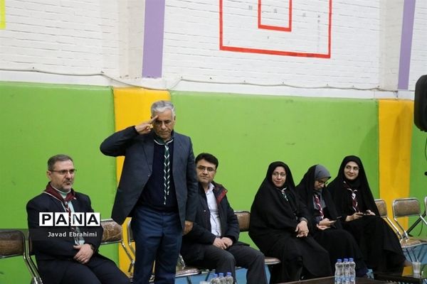 همایش یاوران انقلاب در ناحیه 6 مشهد