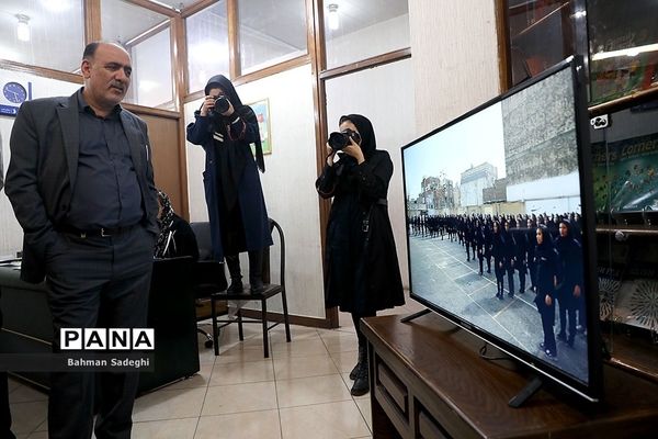 بازدید مدیرکل فرهنگی هنری اردوها و فضاهای پرورشی  از دبیرخانه پرسش مهر ۲۰ ریاست جمهوری