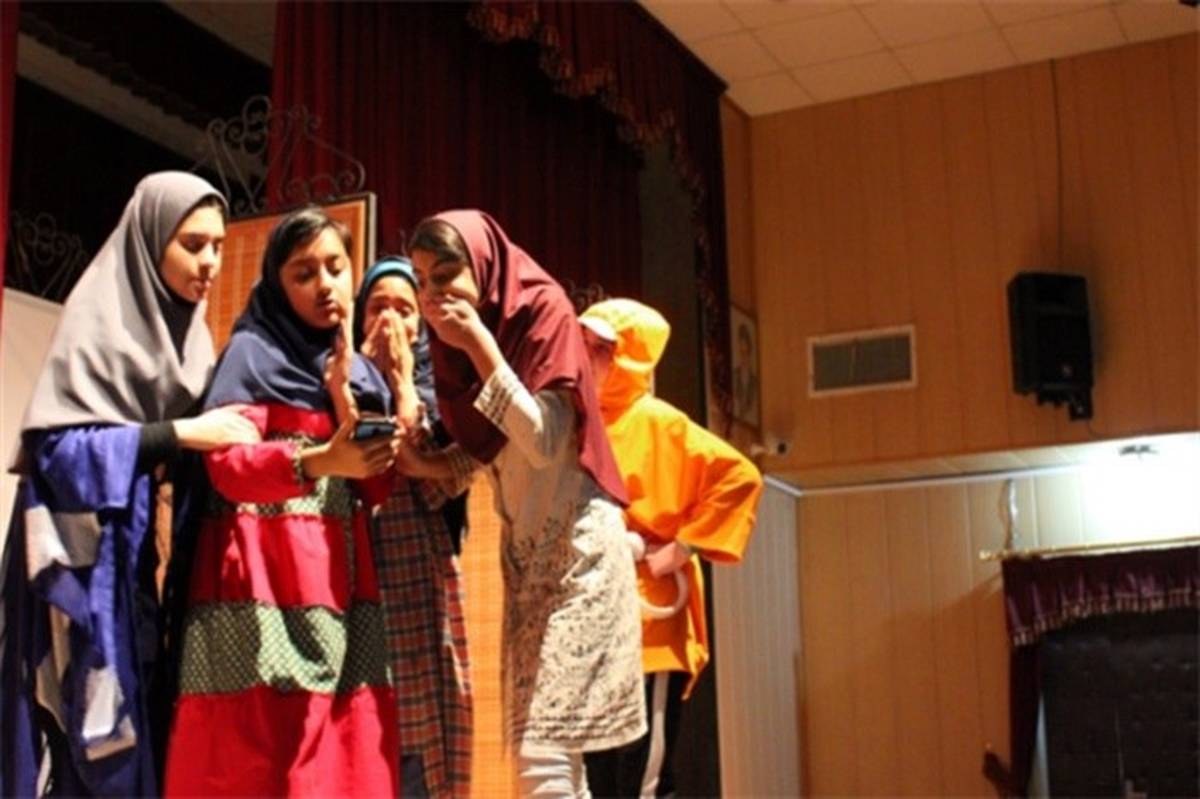 برگزاری جشنواره سرود و هنرهای نمایشی آموزش و پرورش اسلامشهر