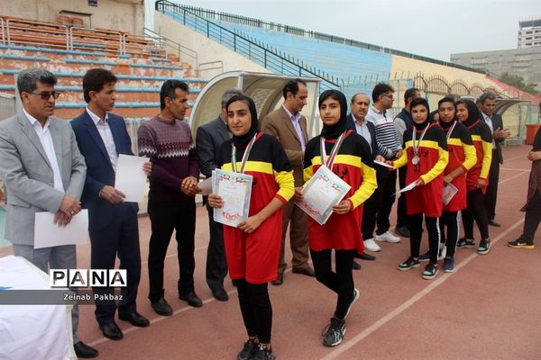 سی و یکمین دوره مسابقات قهرمانی دانش آموزان دختر مقطع متوسطه اول در رشته دو و میدانی