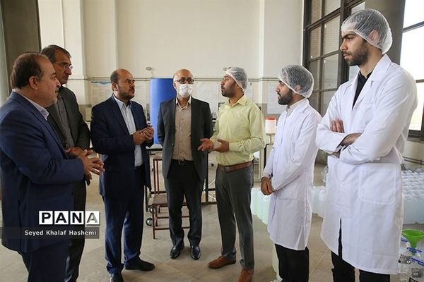 بازدید معاون هماهنگی امور اقتصادی استانداری بوشهر از شرکت دانش بنیان دانشگاه خلیج فارس