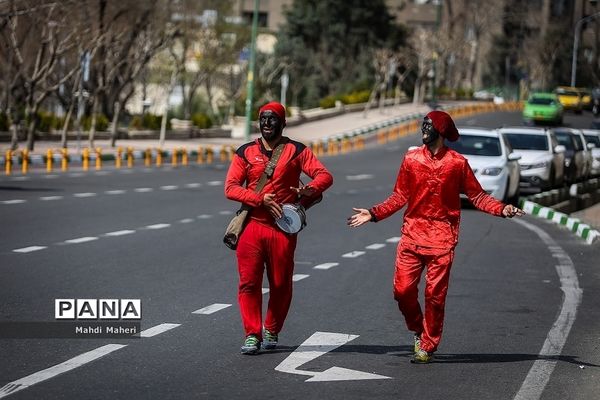 حاجی فیروزها خانه‌نشین نشده‌اند