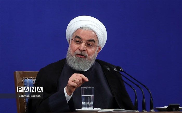روحانی: خوشبختانه روند شیوع ویروس کرونا در تمام استان‌ها نزولی است