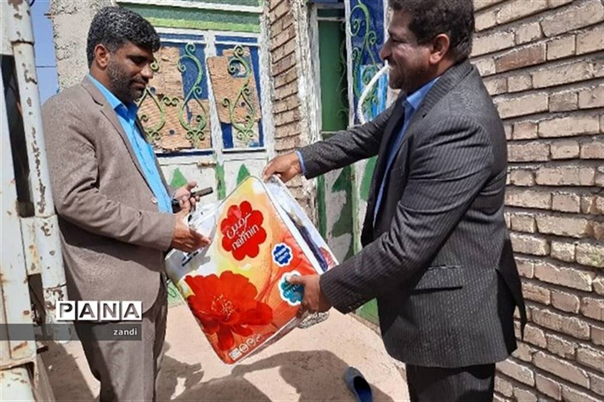 ارسال کمک‌های نوع‌دوستانه فرهنگیان شهرستان فاریاب به مناطق سیل‌زده شهرستان رودبار جنوب