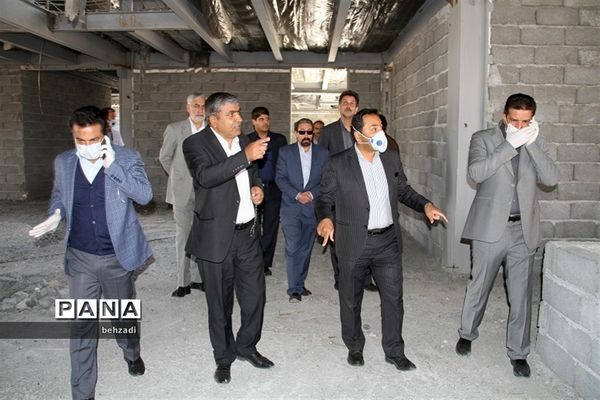 بازدید مدیرکل  آموزش و پرورش استان کرمان از پروژه های عمرانی آموزش و پرورش