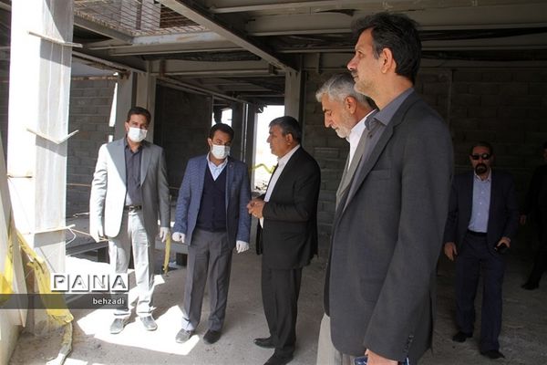 بازدید مدیرکل  آموزش و پرورش استان کرمان از پروژه های عمرانی آموزش و پرورش