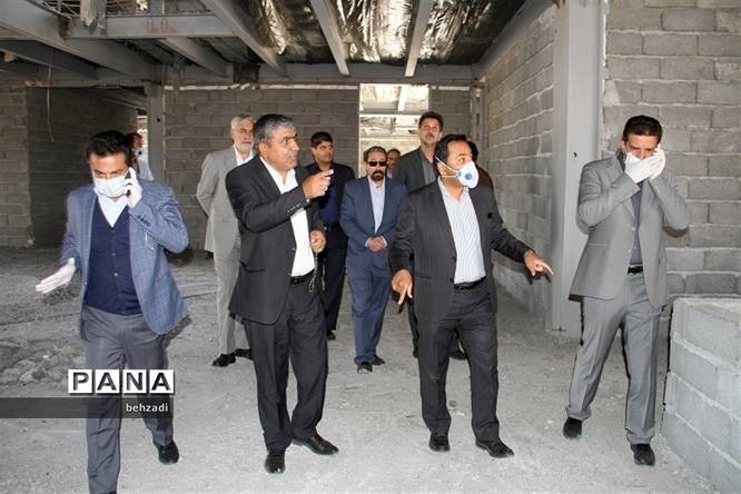 بازدید مدیرکل  آموزش و پرورش استان کرمان از پروژه های عمرانی آموزش و پرورش