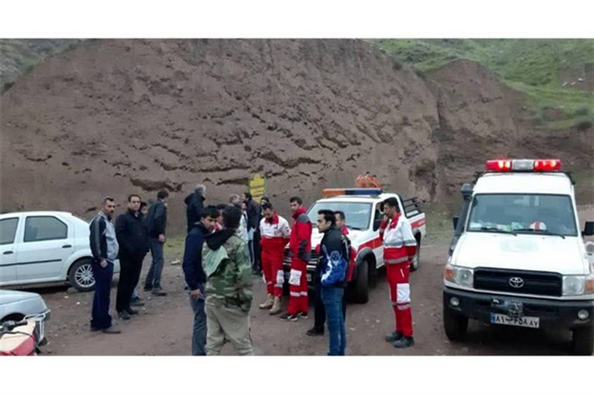 پیدا شدن جوانان گم شده در ارتفاعات طارم توسط نیروهای هلال احمر