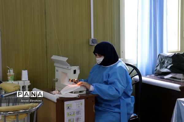 تولید ماسک در آموزشگاه ایثارگران ناحیه 4 مشهد
