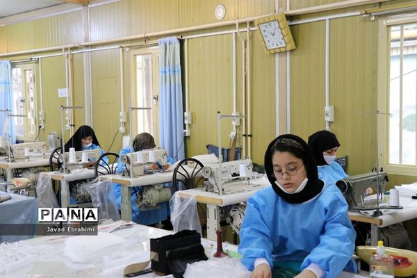 تولید ماسک در آموزشگاه ایثارگران ناحیه 4 مشهد