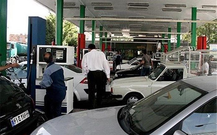 فروش بنزین در جایگاه‌های سوخت بیش از 60 درصد کاهش یافت