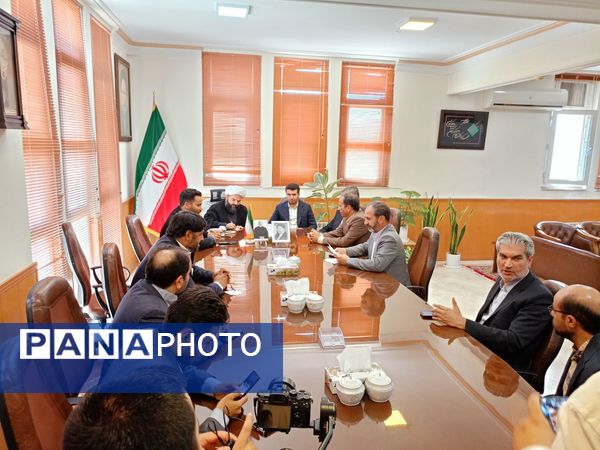 نشست معاون تربیت‌بدنی و سلامت وزارت آموزش و پرورش با فرماندار کاشمر