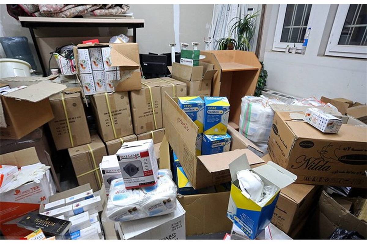 اهدا بیش از بیست هزار قلم کالای پزشکی به بیمارستان های آذربایجان غربی
