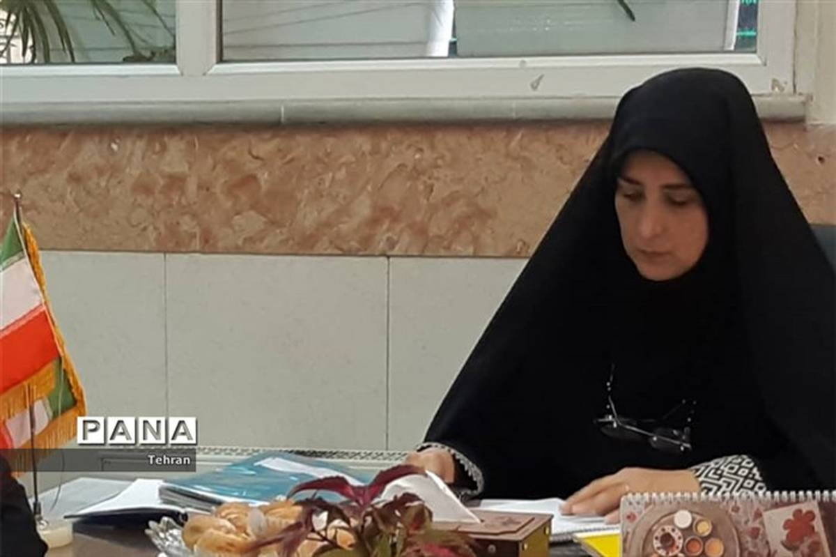 ابراهیمی:  ذهن های خلاق را پرورش دهیم تا آینده ای روشن برایشان رقم بزنیم