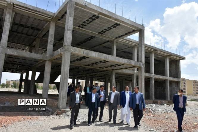 بازدید رئیس سازمان نوسازی مدارس کشور از پروژه های در حال ساخت سیستان وبلوچستان